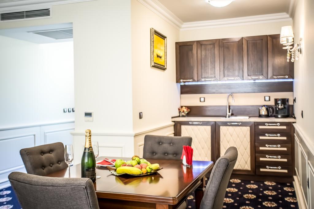 סבטי ולאס Hotel Palace Marina Dinevi מראה חיצוני תמונה